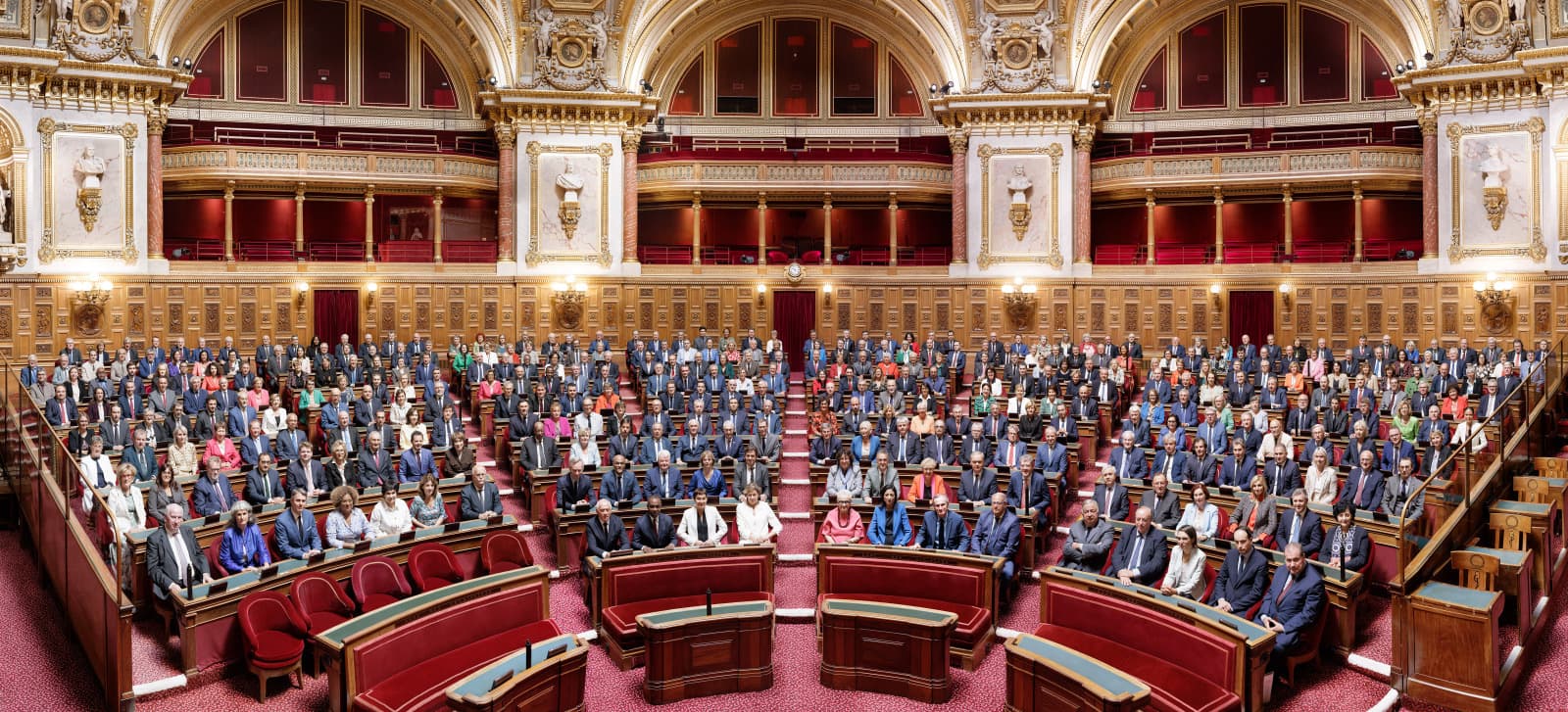 Photographies officielles des Sénatrices et des Sénateurs